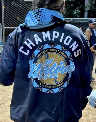 First-place winning teams in the men’s and women’s divisions received NIAA tournament jackets as well as a gourd trophy and a check for $4,000. Nathan Miranda photo First-place winning teams in the men’s and women’s divisions received NIAA tournament jackets as well as a gourd trophy and a check for $4,000. Nathan Miranda photo