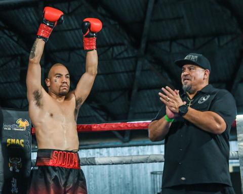Soboba’s Jimmie Nunez Jr. in the ring with his mentor/trainer Dave Trujillo from Temecula’s House of Pain Boxing Club, Southern California. Photo by Ardie Crenshaw/Action Captures Media Soboba’s Jimmie Nunez Jr. in the ring with his mentor/trainer Dave Trujillo from Temecula’s House of Pain Boxing Club, Southern California. Photo by Ardie Crenshaw/Action Captures Media