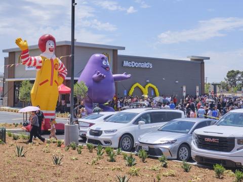 Hundreds of customers arrived early for the soft opening of the San Jacinto McDonald’s at Soboba’s Crossroads business park, June 23 Hundreds of customers arrived early for the soft opening of the San Jacinto McDonald’s at Soboba’s Crossroads business park, June 23