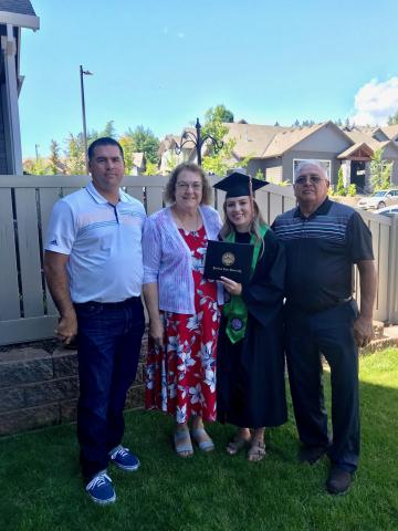 From left, Jason Cozart, Dee Cozart, college graduate Kaitlynn Cozart and Scott Cozart From left, Jason Cozart, Dee Cozart, college graduate Kaitlynn Cozart and Scott Cozart