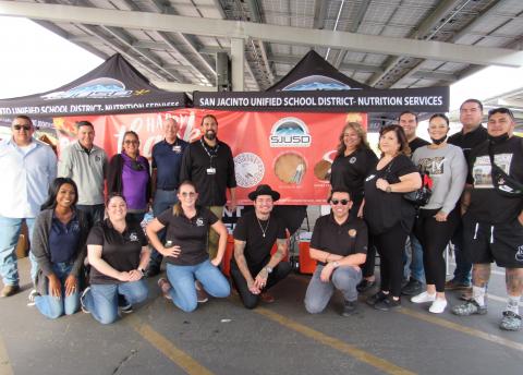 Soboba tribal members and workers volunteered at Hemet Unified School District on Nov. 20 to distribute about 1,000 Thanksgiving meals that were donated by the tribe to needy families Soboba tribal members and workers volunteered at Hemet Unified School District on Nov. 20 to distribute about 1,000 Thanksgiving meals that were donated by the tribe to needy families