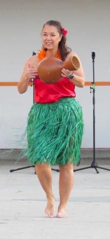A dancer from Hula Halau o Kealohilani shares details about the Indigenous Māori, interpreted through dance A dancer from Hula Halau o Kealohilani shares details about the Indigenous Māori, interpreted through dance