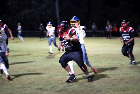 Sophomore Jonathan Resvaloso, #98, scores a touchdown for the Noli Braves during their homecoming game. Noli Yearbook Staff photo Sophomore Jonathan Resvaloso, #98, scores a touchdown for the Noli Braves during their homecoming game. Noli Yearbook Staff photo