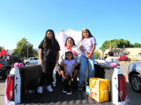Homecoming parade Grand Marshal Sandy Boniface is joined by family members before leading the group from the school’s parking lot to The Oaks at Soboba. Soboba Band of Luiseño Indians photo Homecoming parade Grand Marshal Sandy Boniface is joined by family members before leading the group from the school’s parking lot to The Oaks at Soboba. Soboba Band of Luiseño Indians photo