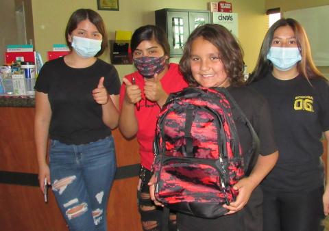 The Silvas’ family children discover the first clue to the Soboba Youth Council Back-to-School Scavenger Hunt at the Soboba Sports Complex on Aug. 28. From left, Nanaat, 5, Noyaayakit, 8 and Allynn, 10 The Silvas’ family children discover the first clue to the Soboba Youth Council Back-to-School Scavenger Hunt at the Soboba Sports Complex on Aug. 28. From left, Nanaat, 5, Noyaayakit, 8 and Allynn, 10
