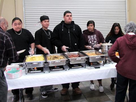 Members of Soboba Youth Council assisted before, during and after the Memorial Day recognition program on May 27. Serving breakfast at the Sports Complex were, from left, John Briones, Jeremiah Ramos, Josh Lara, Iyana Briones and Ciara Ramos Members of Soboba Youth Council assisted before, during and after the Memorial Day recognition program on May 27. Serving breakfast at the Sports Complex were, from left, John Briones, Jeremiah Ramos, Josh Lara, Iyana Briones and Ciara Ramos