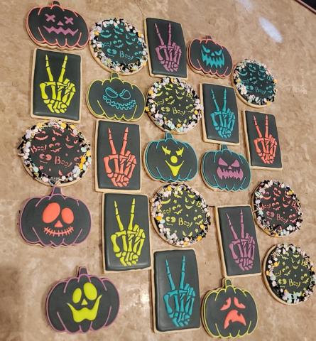 Valerie Saenz enjoys making custom decorated sugar cookies for any occasion Valerie Saenz enjoys making custom decorated sugar cookies for any occasion